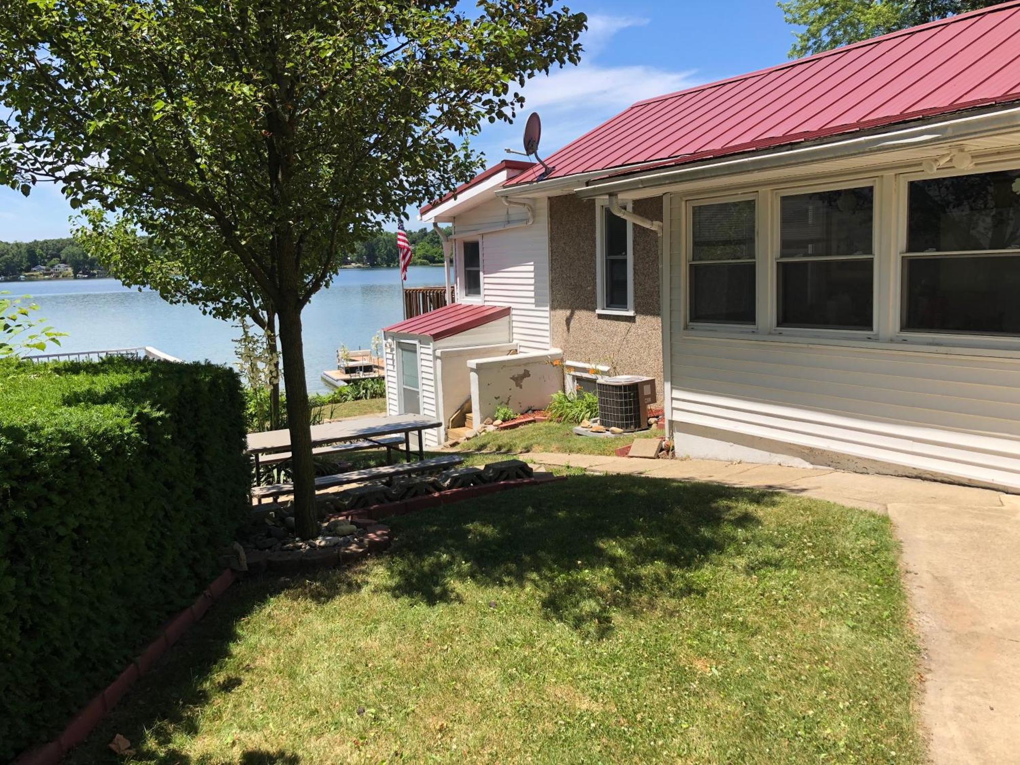 The Wellington Lake Cottage Middlebury エクステリア 写真