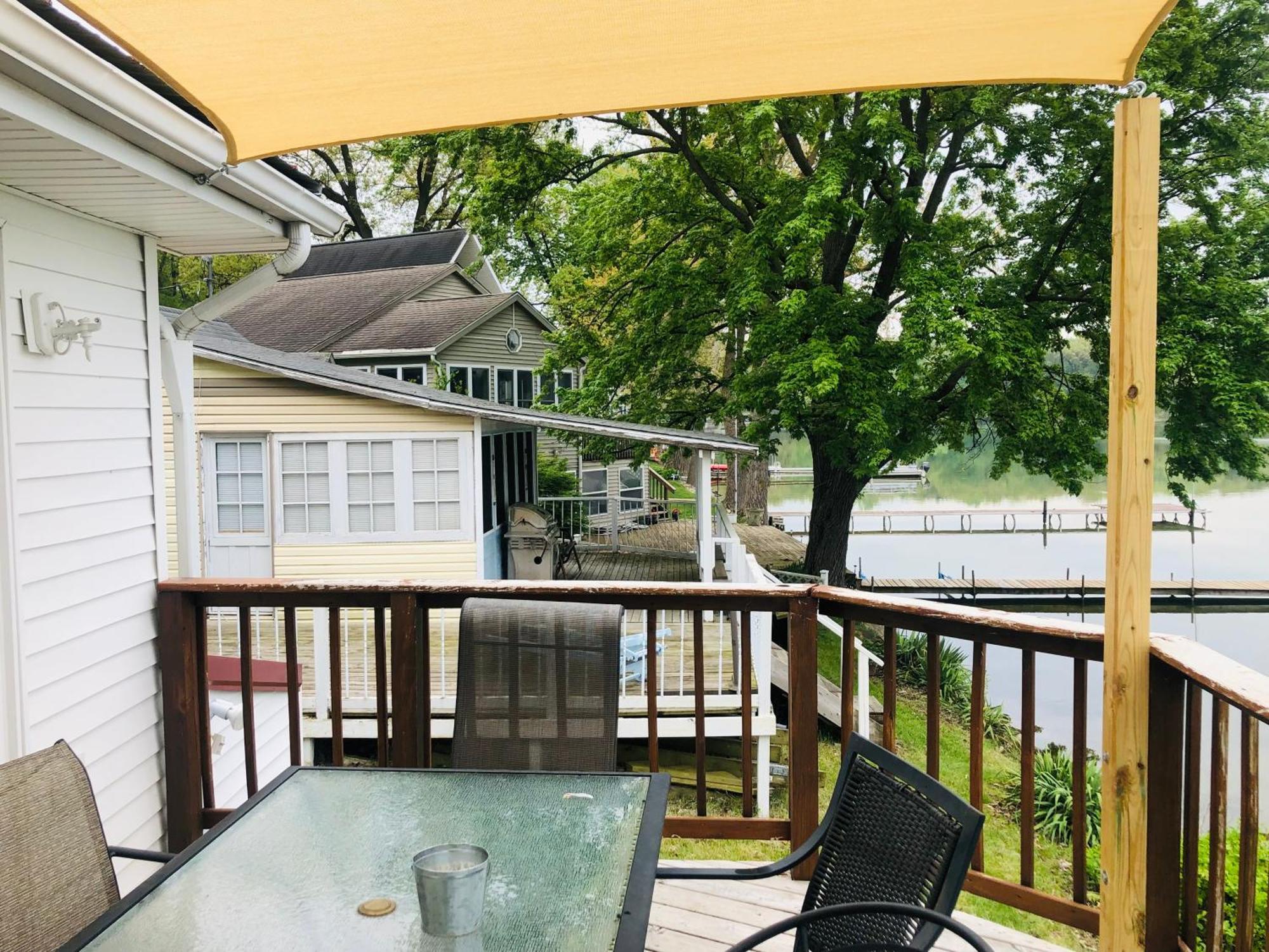 The Wellington Lake Cottage Middlebury エクステリア 写真