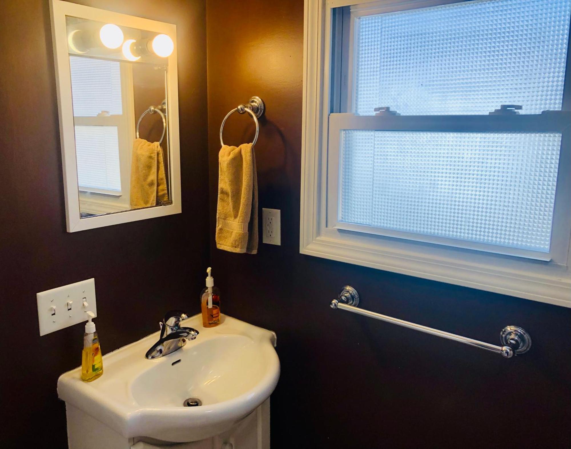 The Wellington Lake Cottage Middlebury エクステリア 写真
