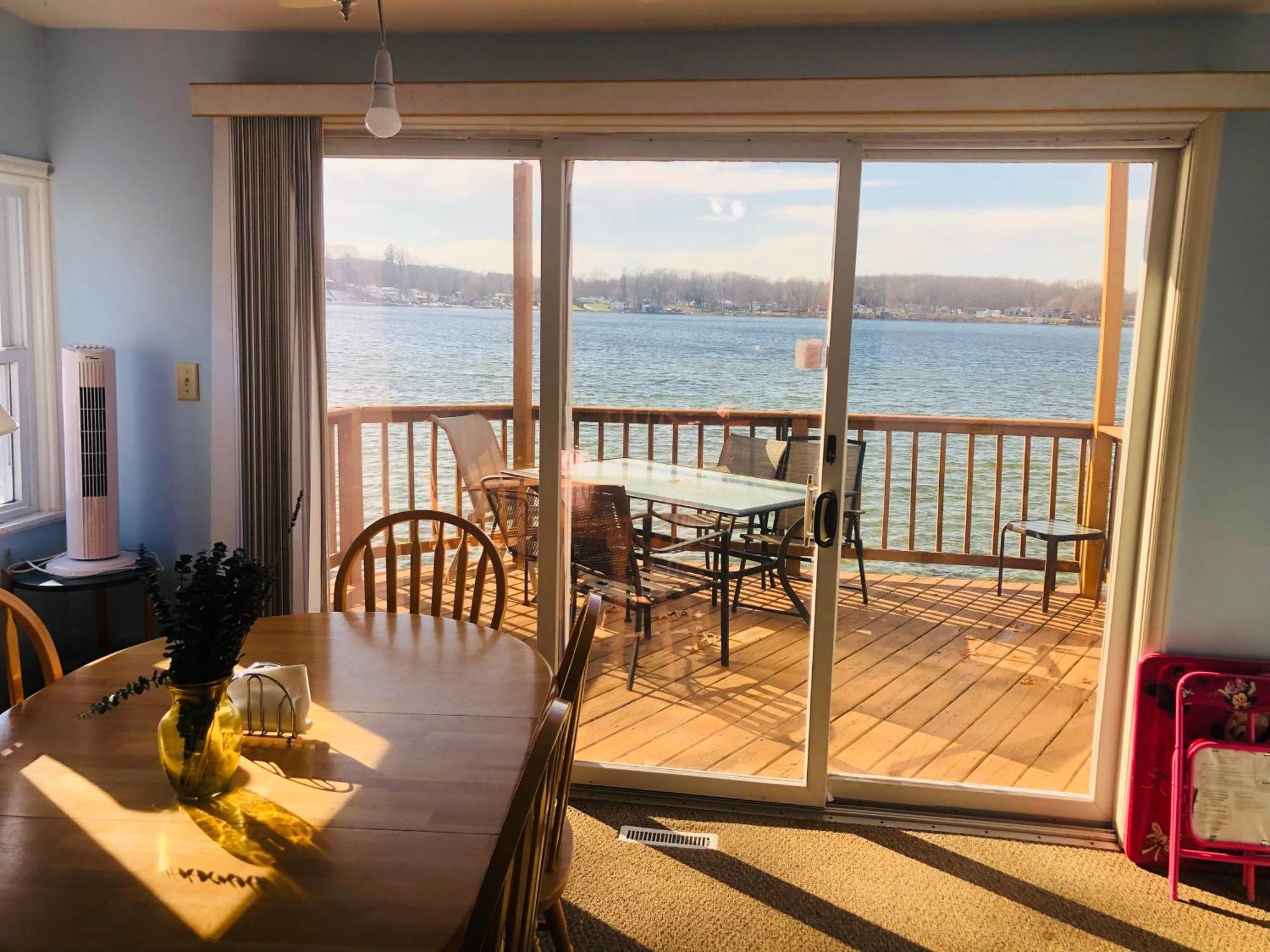 The Wellington Lake Cottage Middlebury エクステリア 写真